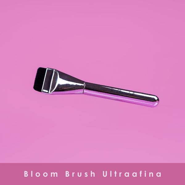 Brocha Blush Ultra fina Bloomshell