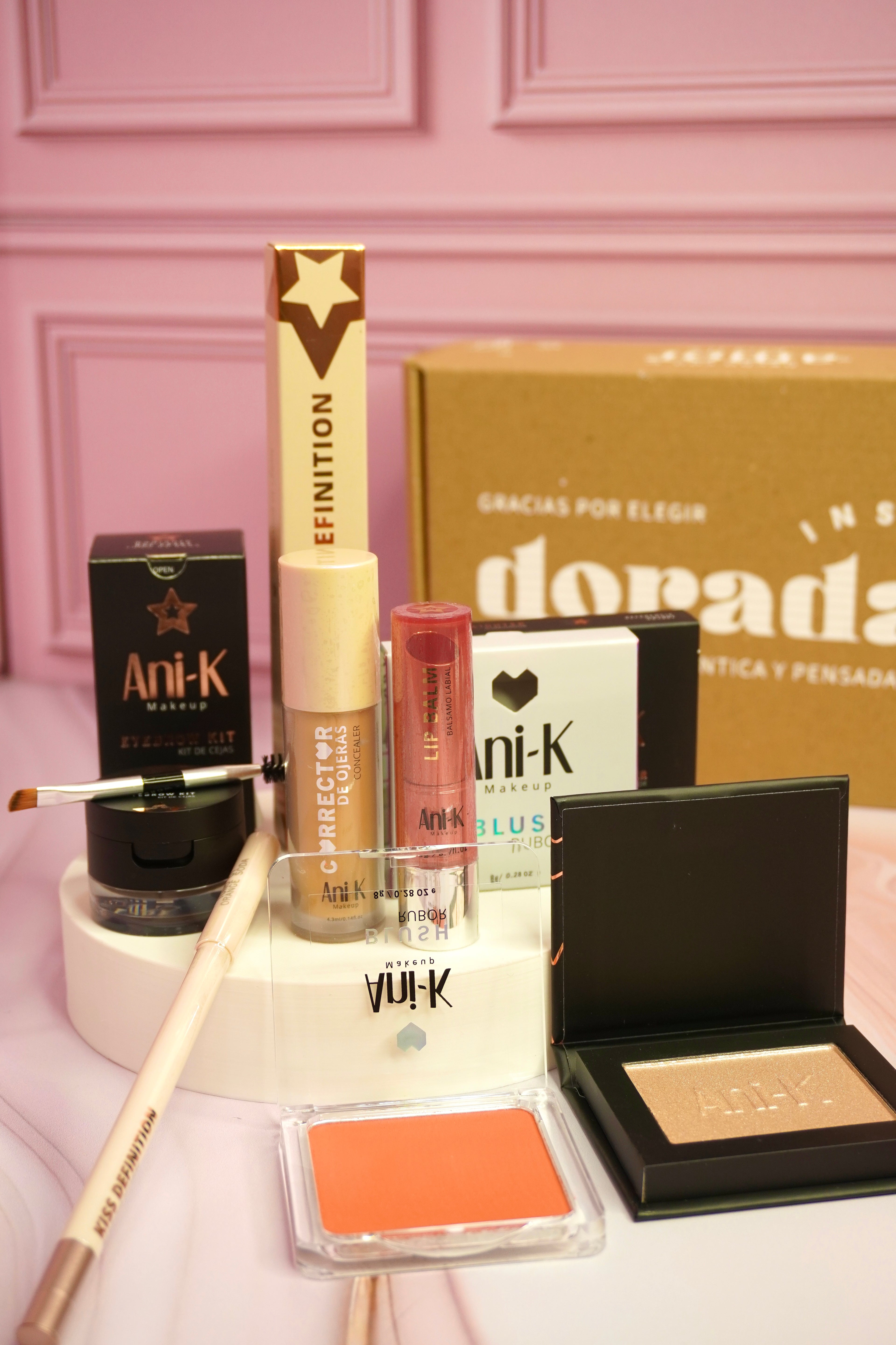 Kit de maquillaje Anik